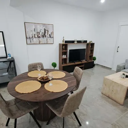 Kato One Bedroom 300m To The Appartamento *